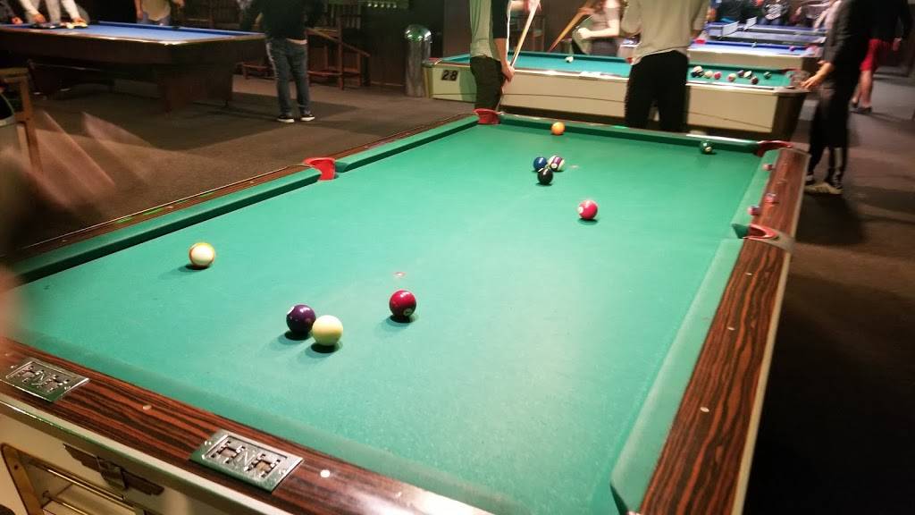 Guys & Dolls Billiards | meal takeaway | 524 Washington Ave, Belleville, NJ 07109, USA | 9737596217 OR +1 973-759-6217