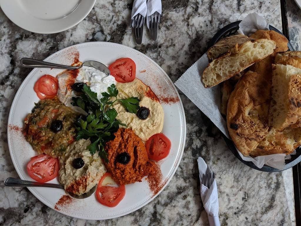 Bereket Turkish Restaurant | restaurant | 4031 Main St, Bridgeport, CT 06606, USA | 2033720000 OR +1 203-372-0000