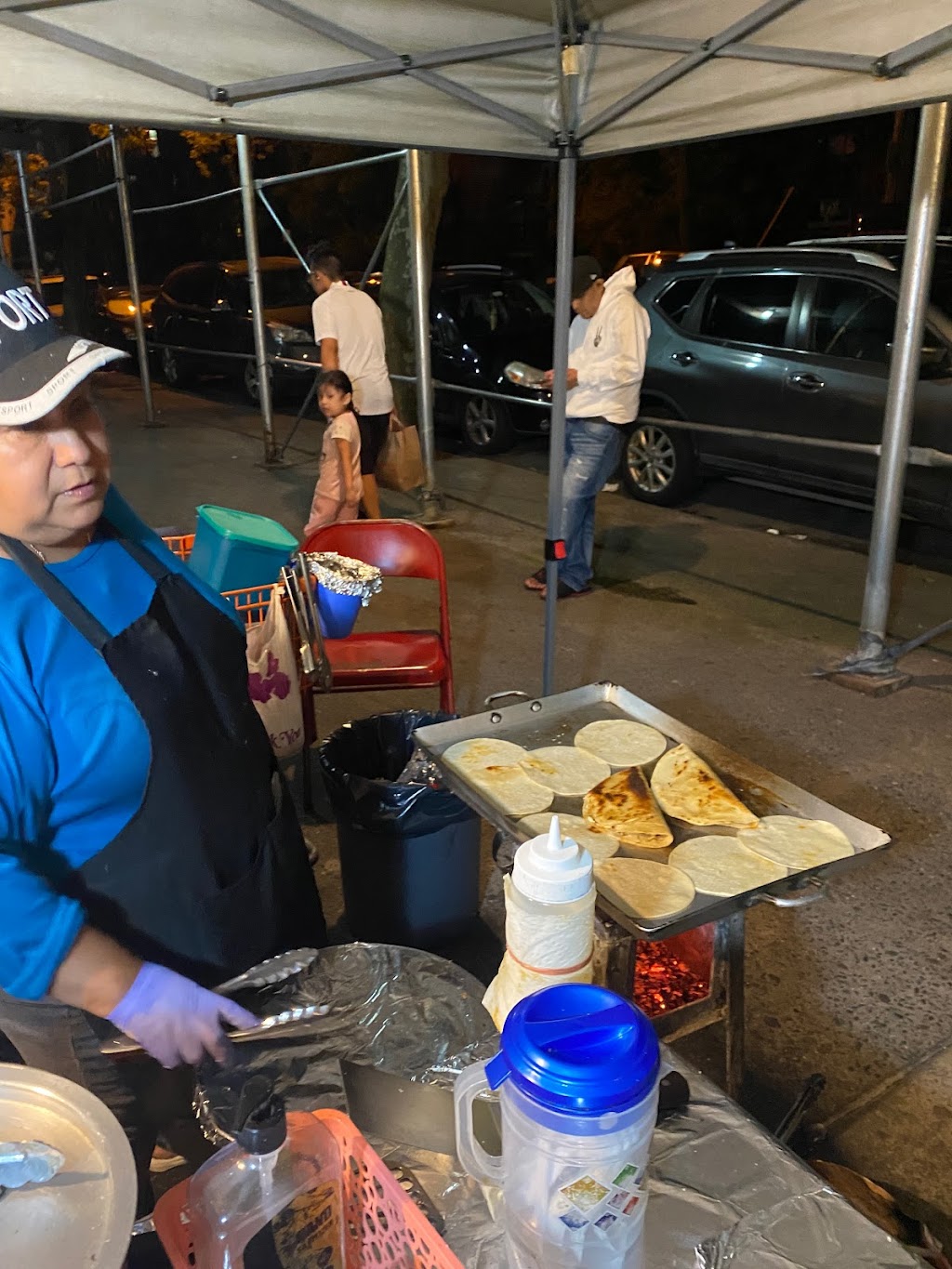 Tacos Yancui | restaurant | 45th Ave &, 80th St, Queens, NY 11373, USA | 7185933383 OR +1 718-593-3383