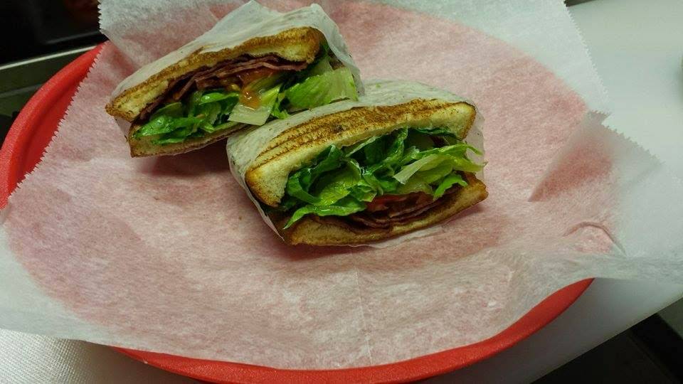 Mango Tango Smoothies and Grill | restaurant | 5850 Valley Rd #150, Birmingham, AL 35235, USA | 2056553699 OR +1 205-655-3699