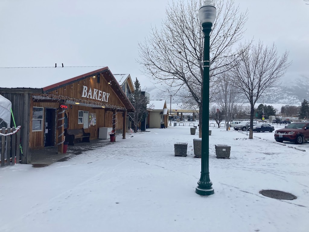 Sweet River Bakery | bakery | 203, Mall, Pateros, WA 98846, USA | 5099232151 OR +1 509-923-2151