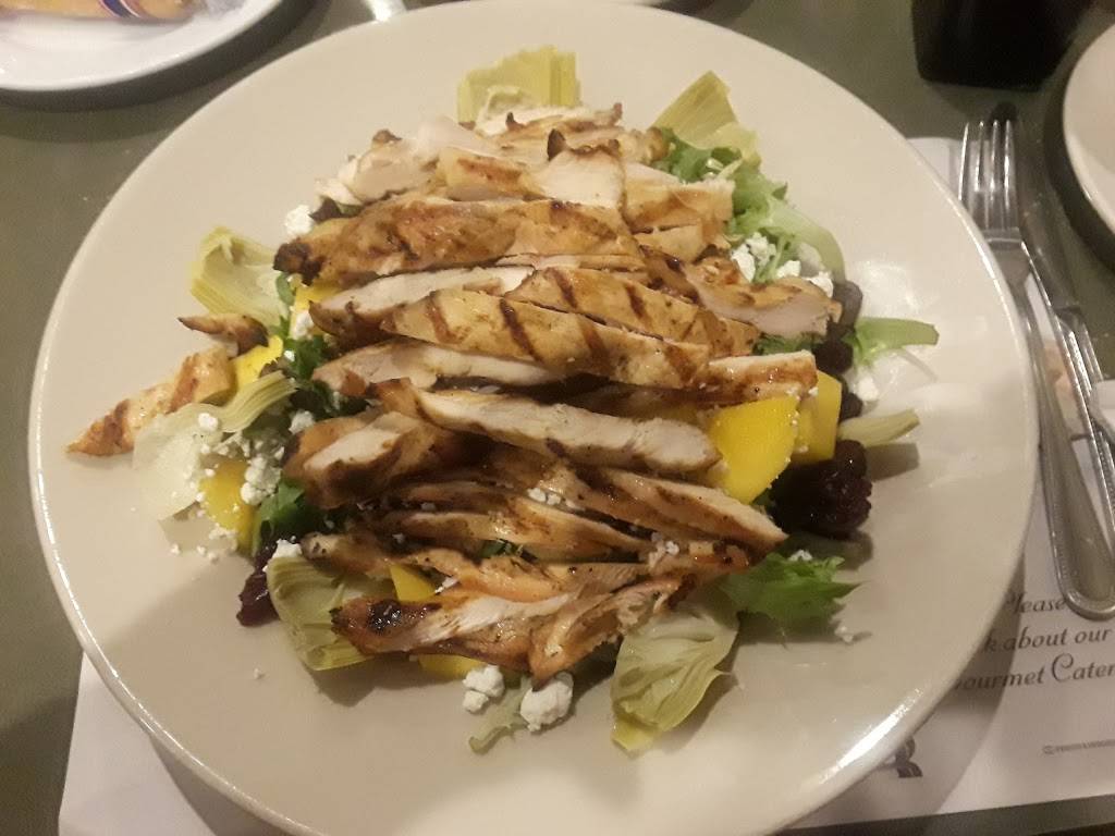 Woodrow Diner | restaurant | 1718, 655 Rossville Ave, Staten Island, NY 10309, USA | 7189847373 OR +1 718-984-7373