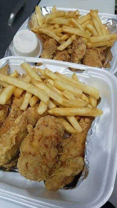 Krave Ice Cream and Food | restaurant | 2603 Airport Hwy, Toledo, OH 43609, USA | 4194698880 OR +1 419-469-8880