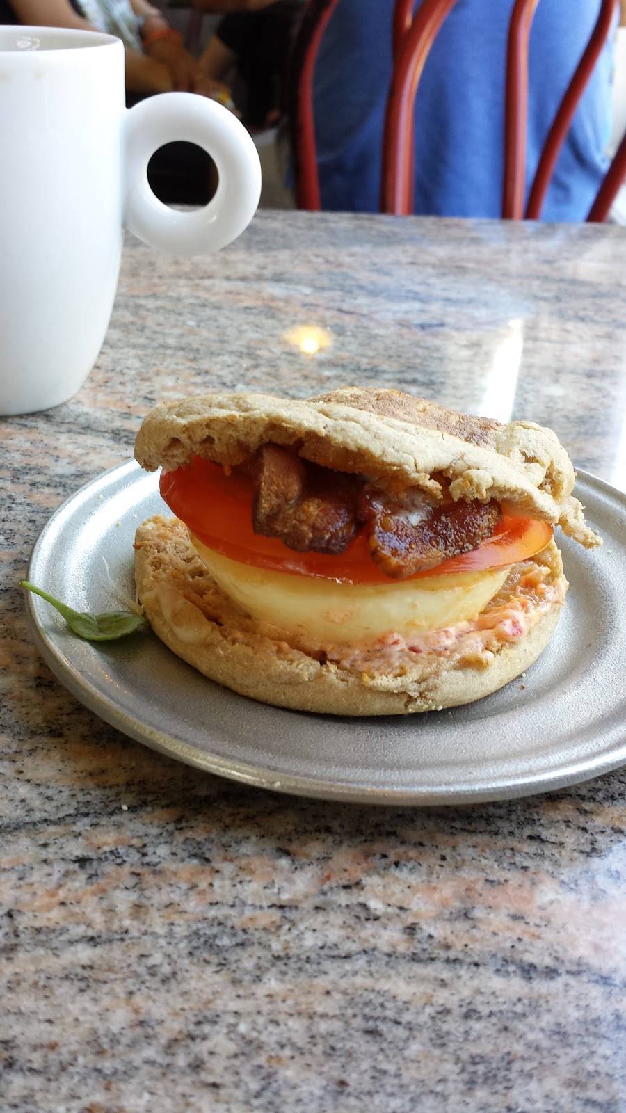 Purple Onion Café | cafe | 26 E Main St, Los Gatos, CA 95030, USA | 4083544125 OR +1 408-354-4125