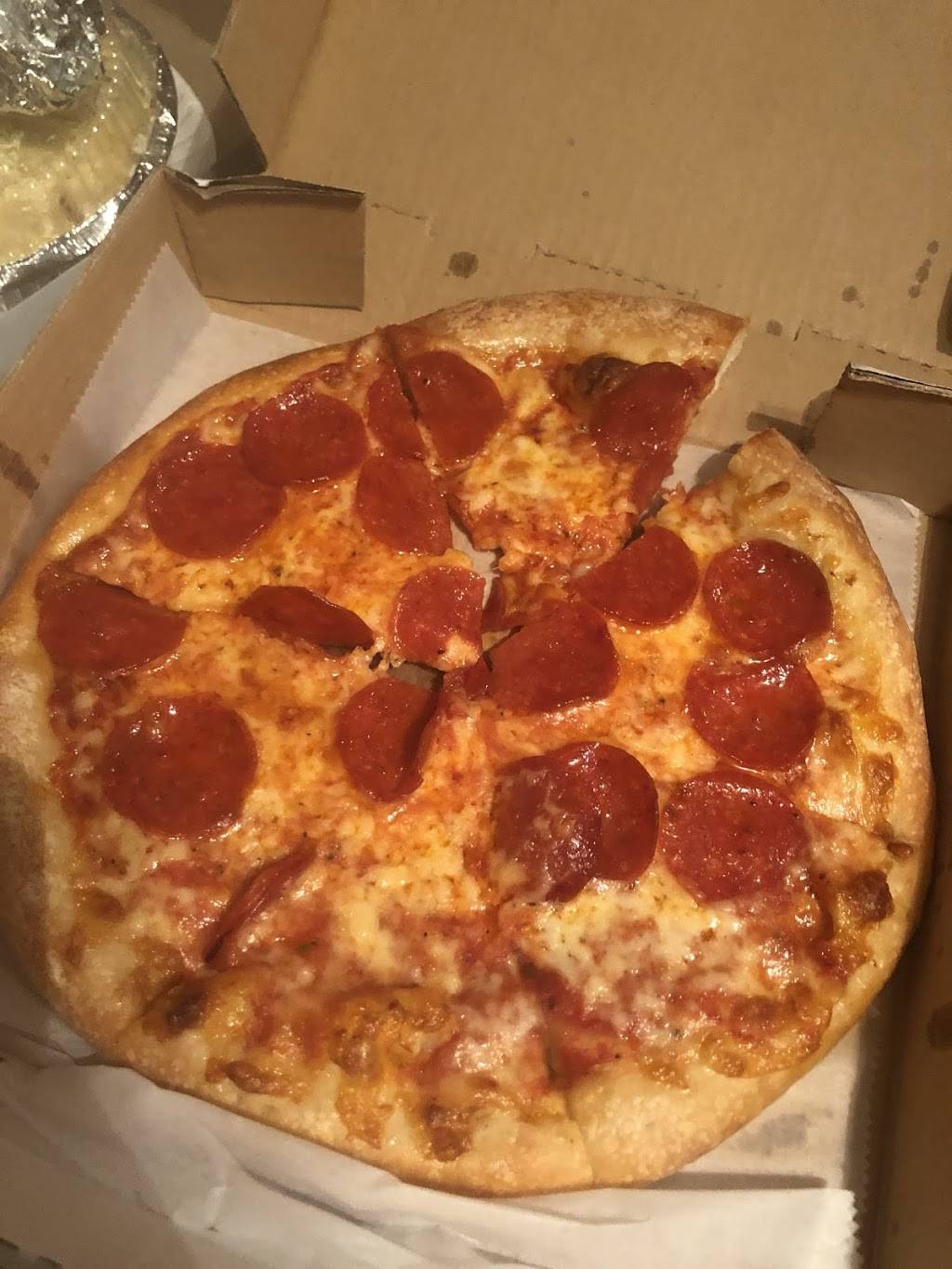 Key Food Pizza | restaurant | 2329 E York St, Philadelphia, PA 19125, USA | 2154257666 OR +1 215-425-7666