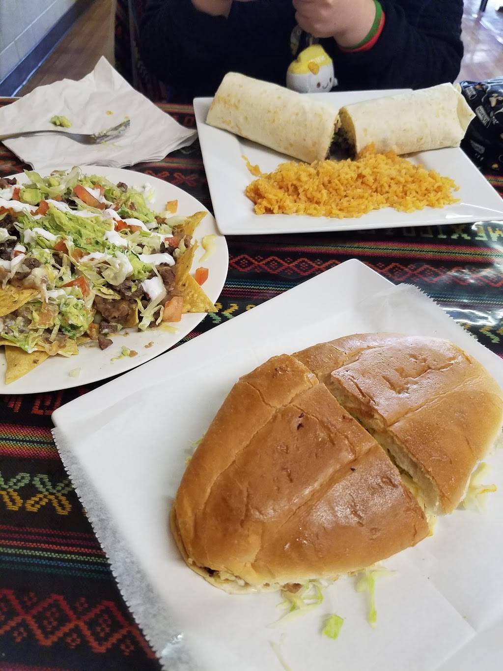 taqueria la estrella | restaurant | 4808 N Milwaukee Ave, Chicago, IL 60630, USA | 7732822490 OR +1 773-282-2490