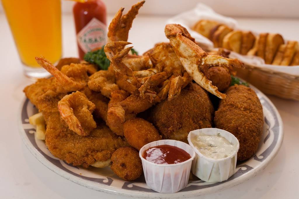 The Schooner Restaurant | restaurant | 1507 U.S. 69 Access Rd, Nederland, TX 77627, USA | 4097222323 OR +1 409-722-2323