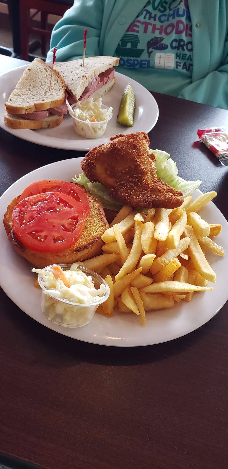 Susies Restaurant | restaurant | 6476 Ridge Rd, Port Richey, FL 34668, USA | 7278443928 OR +1 727-844-3928