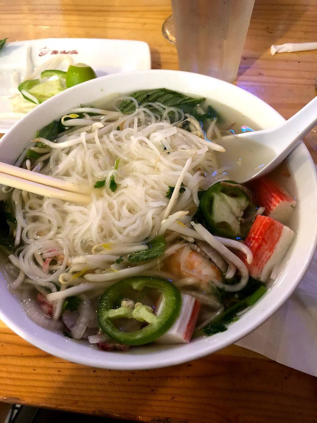 Pho Anh Dao | restaurant | 1919 Webster St, Alameda, CA 94501, USA | 5102638577 OR +1 510-263-8577