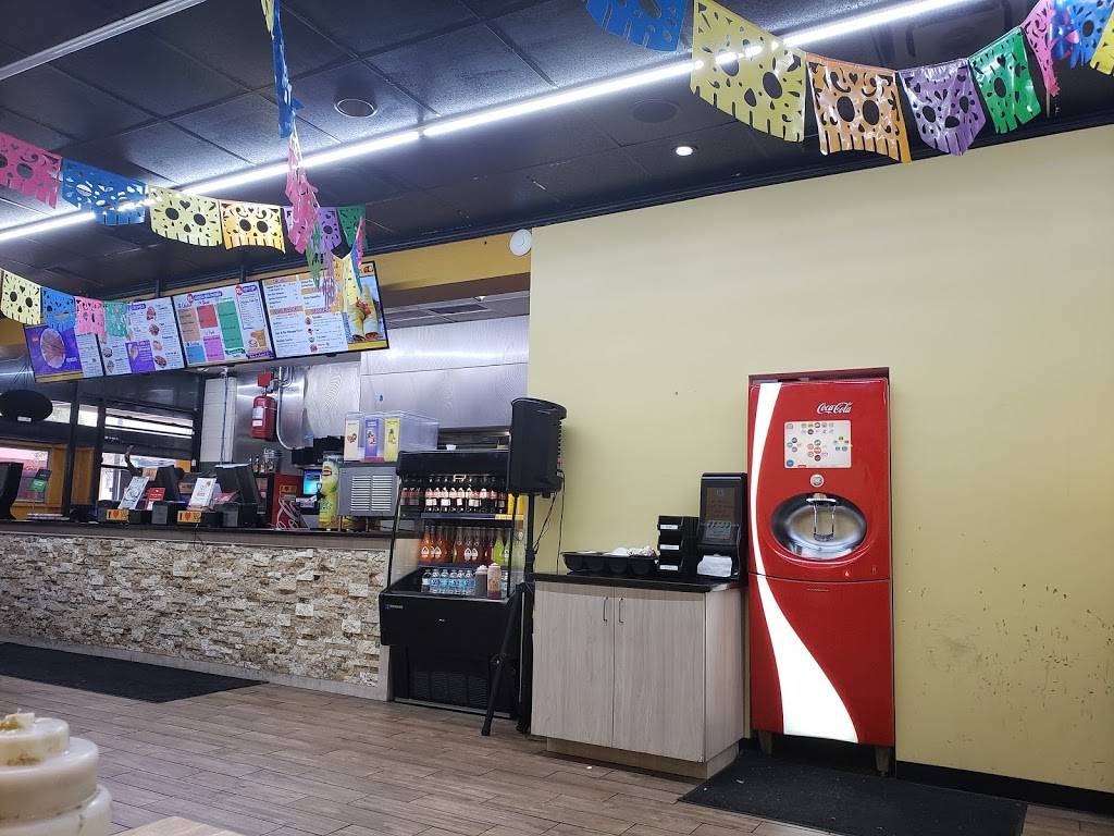 Taco Bus Downtown Tampa | restaurant | 505 N Franklin St, Tampa, FL 33602, USA | 8133972800 OR +1 813-397-2800