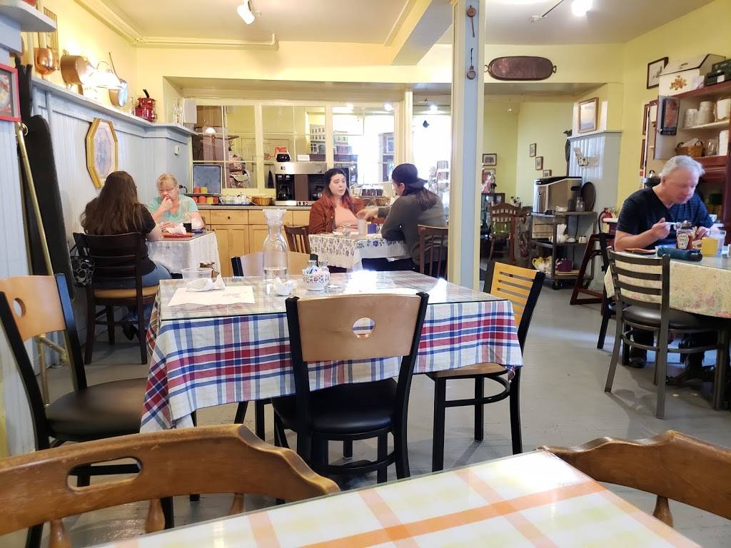 Tanzys | cafe | 223 Warren St, Hudson, NY 12534, USA | 5188285165 OR +1 518-828-5165