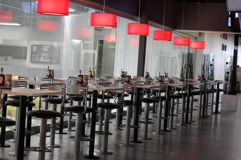 La Loge | restaurant | 499 Boulevard Labrosse, Gatineau, QC J8P 4R1, Canada | 8196695353 OR +1 819-669-5353