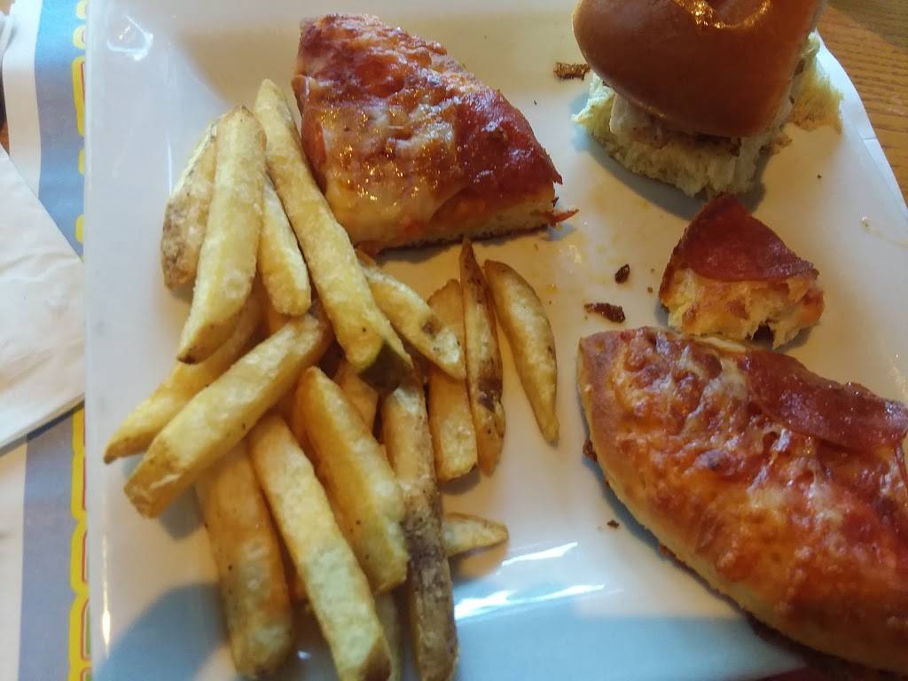 Chilis Grill & Bar | meal takeaway | 1300 Annette Way, Yuba City, CA 95993, USA | 5306741197 OR +1 530-674-1197