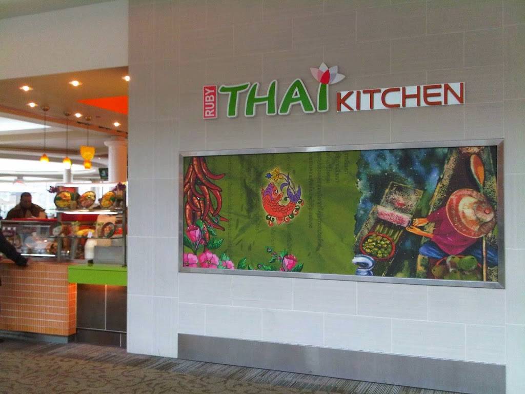 Ruby Thai Kitchen | restaurant | 250 Granite St, Braintree, MA 02184, USA | 7813567888 OR +1 781-356-7888