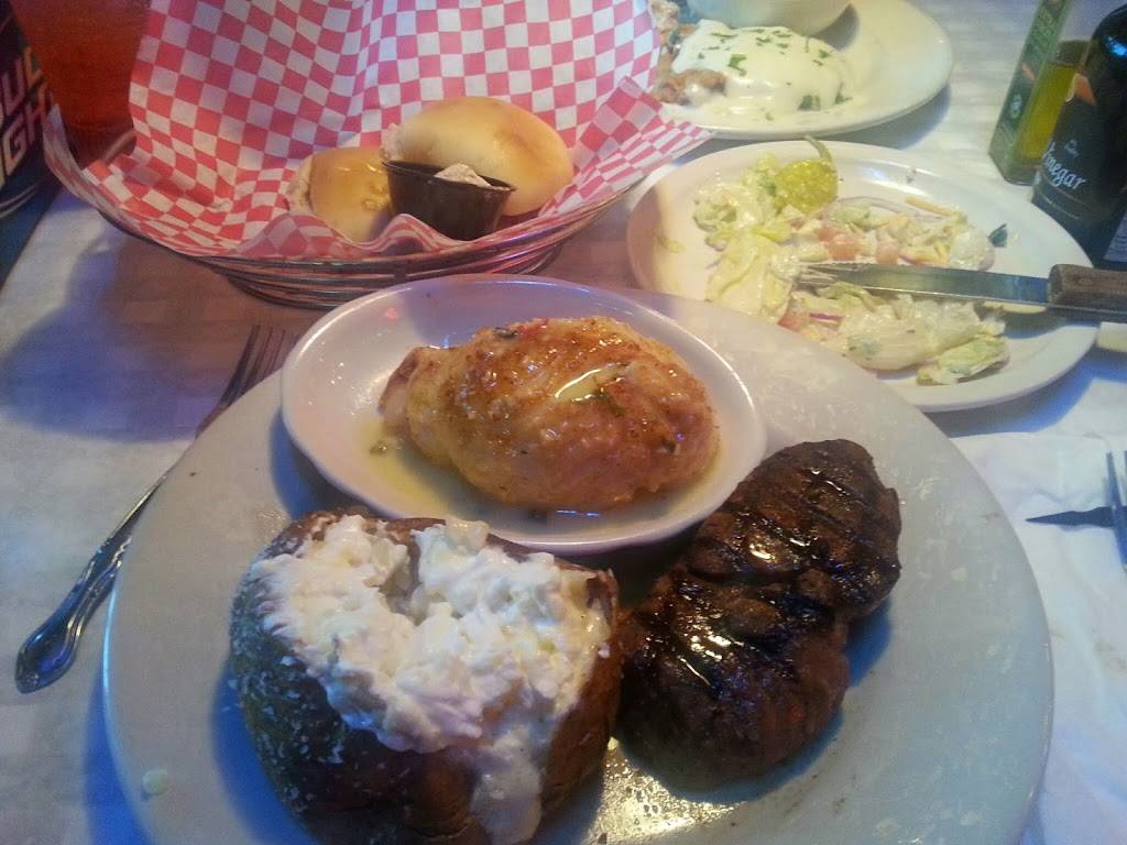 Mannys Original Chophouse | restaurant | 357 3rd St NW, Winter Haven, FL 33881, USA | 8638758999 OR +1 863-875-8999