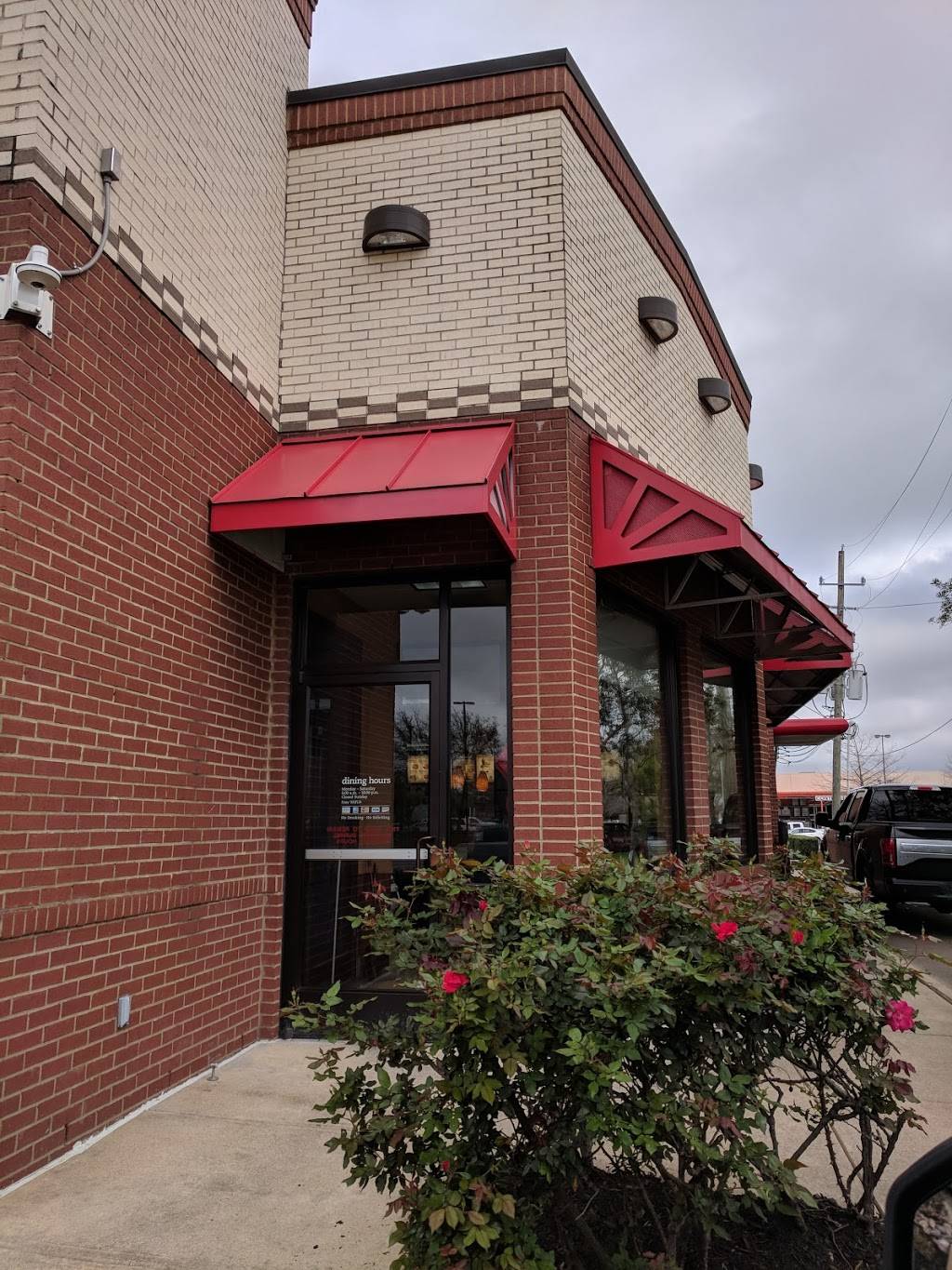 Chick-fil-A | restaurant | 10105 Broadway St, Pearland, TX 77584, USA | 7134366700 OR +1 713-436-6700