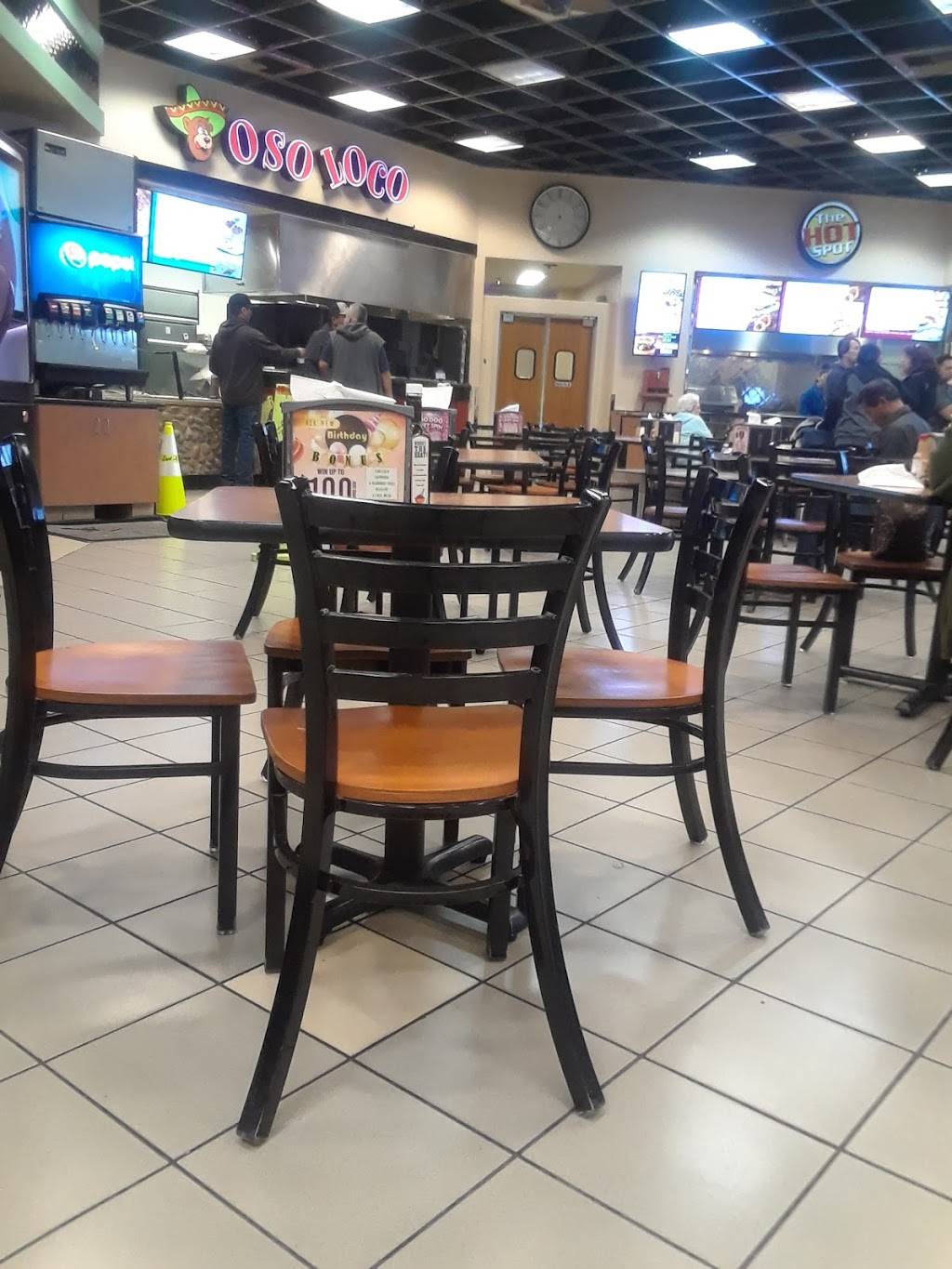 Grizzlys Food Court | restaurant | 681 S Reservation Rd, Porterville, CA 93257, USA | 8009033353 OR +1 800-903-3353