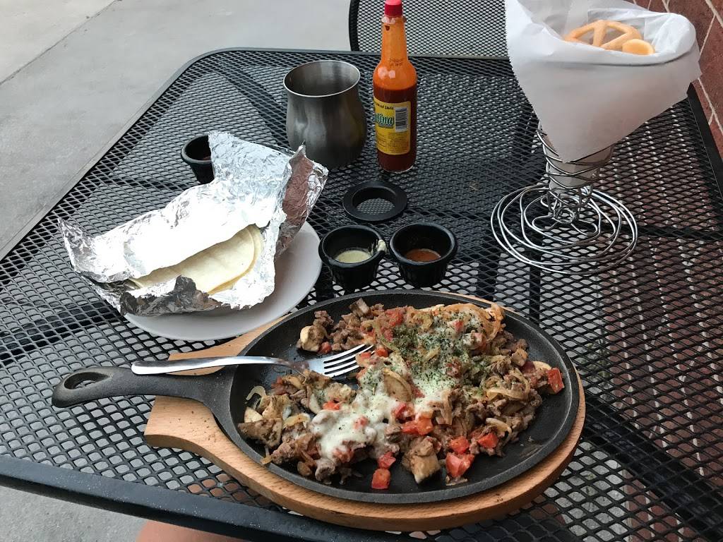 Xicamiti La Taquería Bistro | restaurant | 715 Washington Ave, Golden, CO 80401, USA | 3032153436 OR +1 303-215-3436