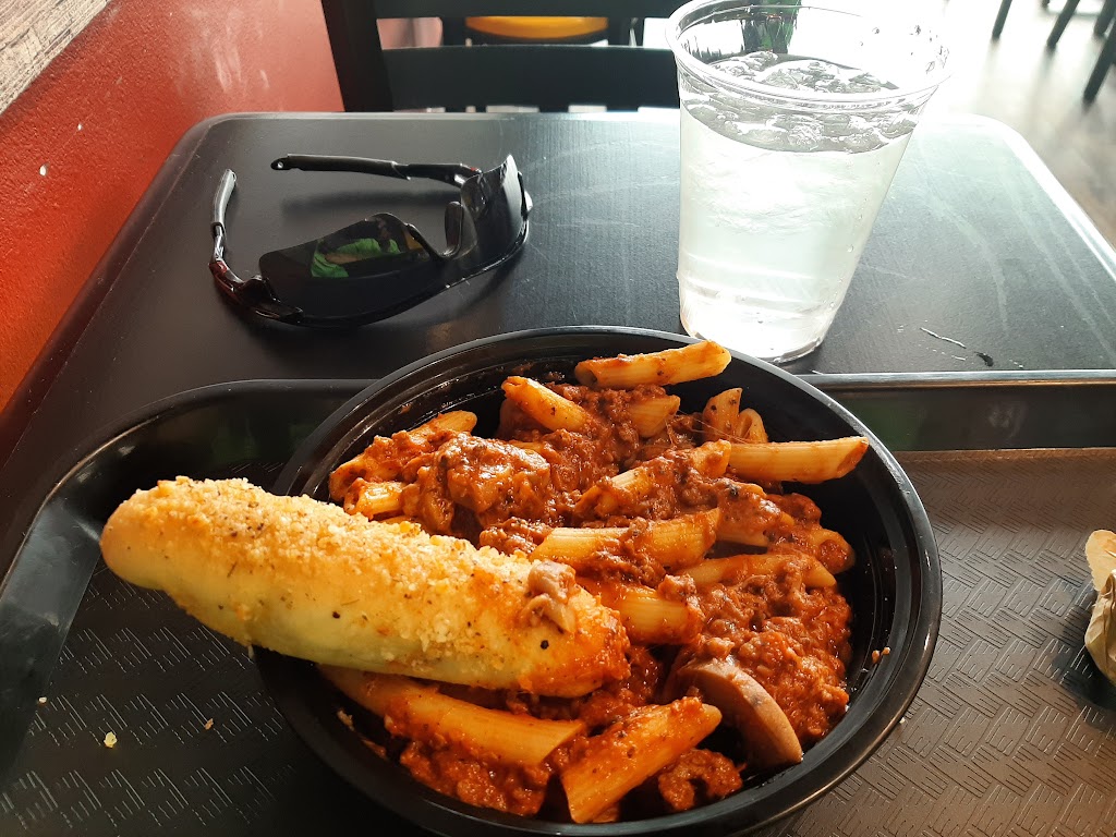 Sauced Up | restaurant | 1709 N Jefferson Way Ste 700, Indianola, IA 50125, USA | 5159625090 OR +1 515-962-5090