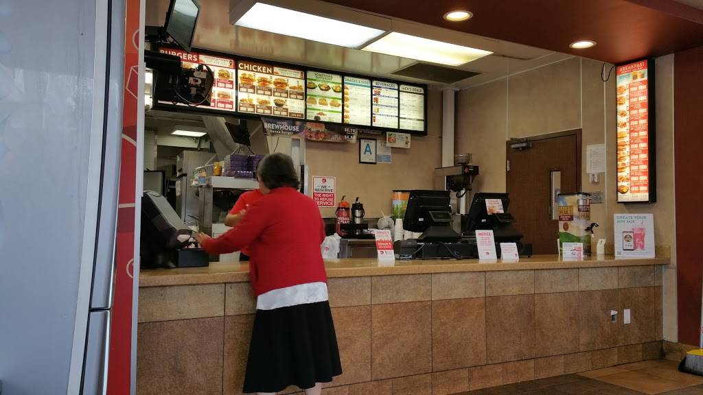 Jack in the Box | restaurant | 802 Santa Monica Blvd, Santa Monica, CA 90401, USA | 3104583584 OR +1 310-458-3584