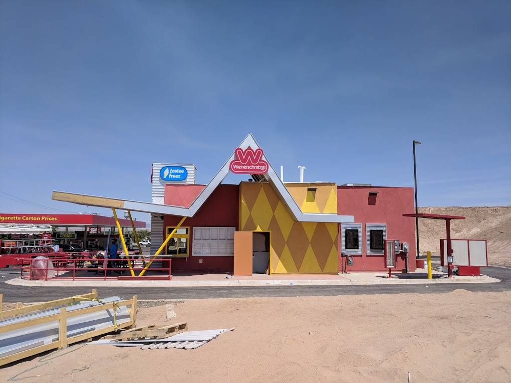wienerschnitzel | restaurant | 1433 Main St SW, Los Lunas, NM 87031, USA | 5055652213 OR +1 505-565-2213