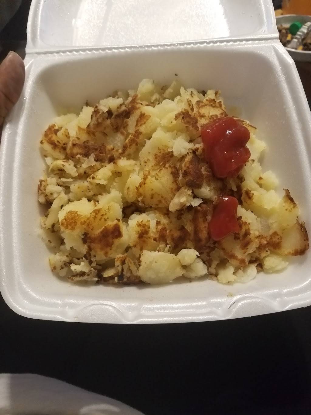 Aquarius Restaurant | restaurant | 6928 Market St, Upper Darby, PA 19082, USA | 6103524237 OR +1 610-352-4237