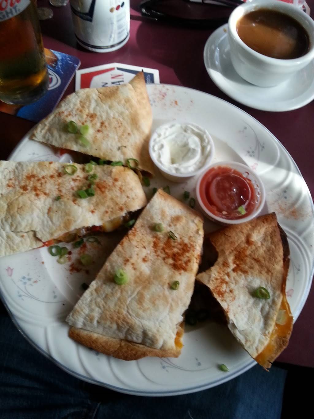 Southside Johnnys Bar and Grill | restaurant | 3653 Lake Shore Blvd W, Etobicoke, ON M8W 1P6, Canada | 4165216302 OR +1 416-521-6302