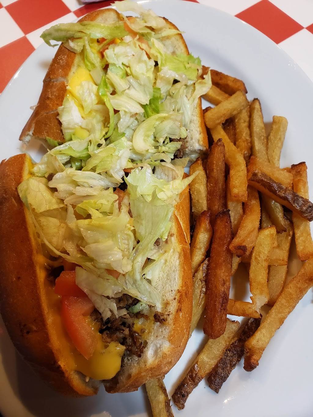 Sonny’s NY Pizza | restaurant | 30 Denton Plaza, Denton, MD 21629, USA | 4104794774 OR +1 410-479-4774