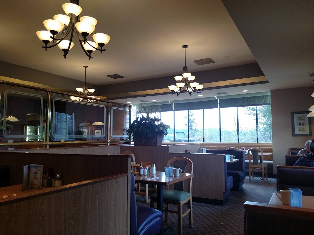 Family Pancake House Kitsap Way | restaurant | 3900 Kitsap Way, Bremerton, WA 98312, USA | 3604792422 OR +1 360-479-2422