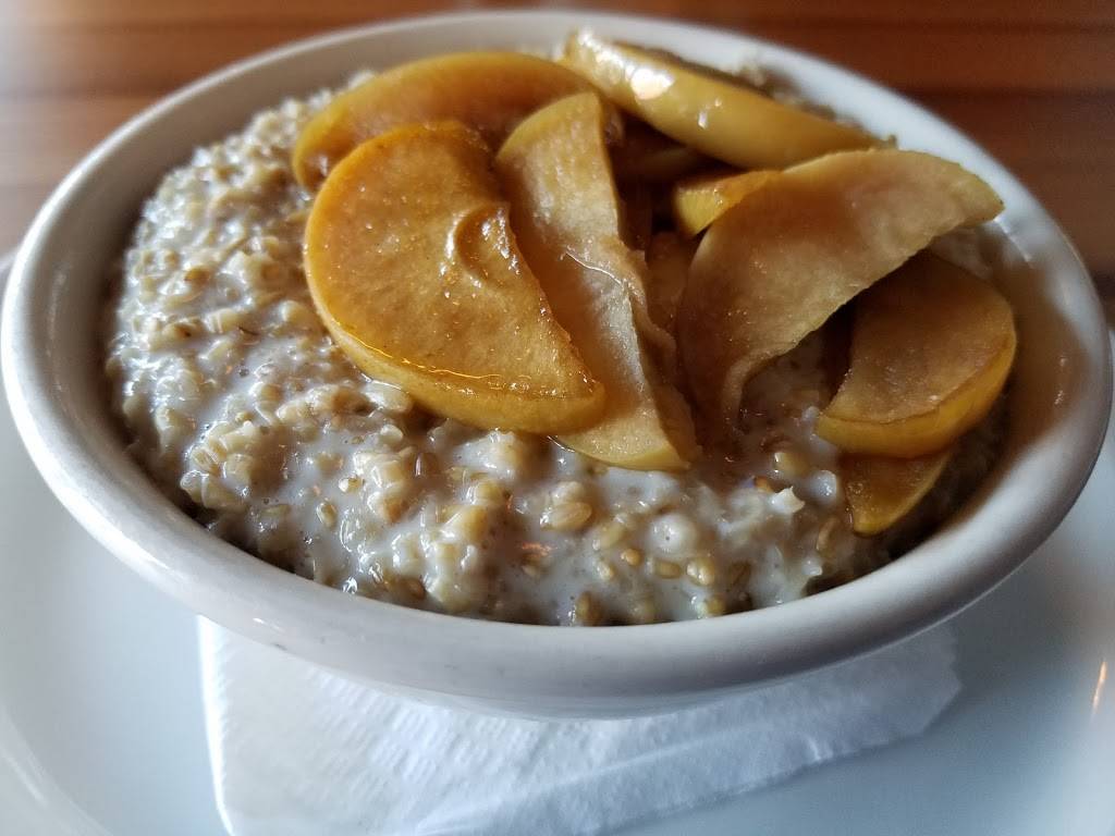 Lake Avenue | restaurant | 394 S Lake Ave, Duluth, MN 55802, USA | 2187222355 OR +1 218-722-2355