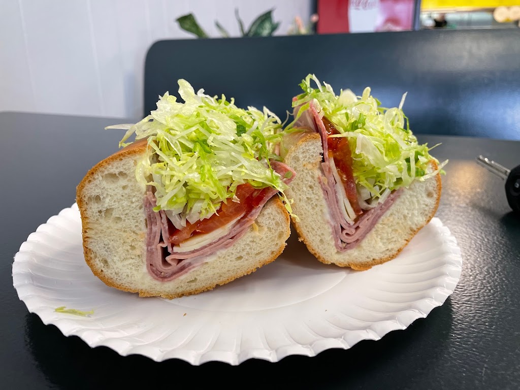 North Shore Pizza and Subs | restaurant | 4503a Monona Dr, Monona, WI 53716, USA | 6084677792 OR +1 608-467-7792