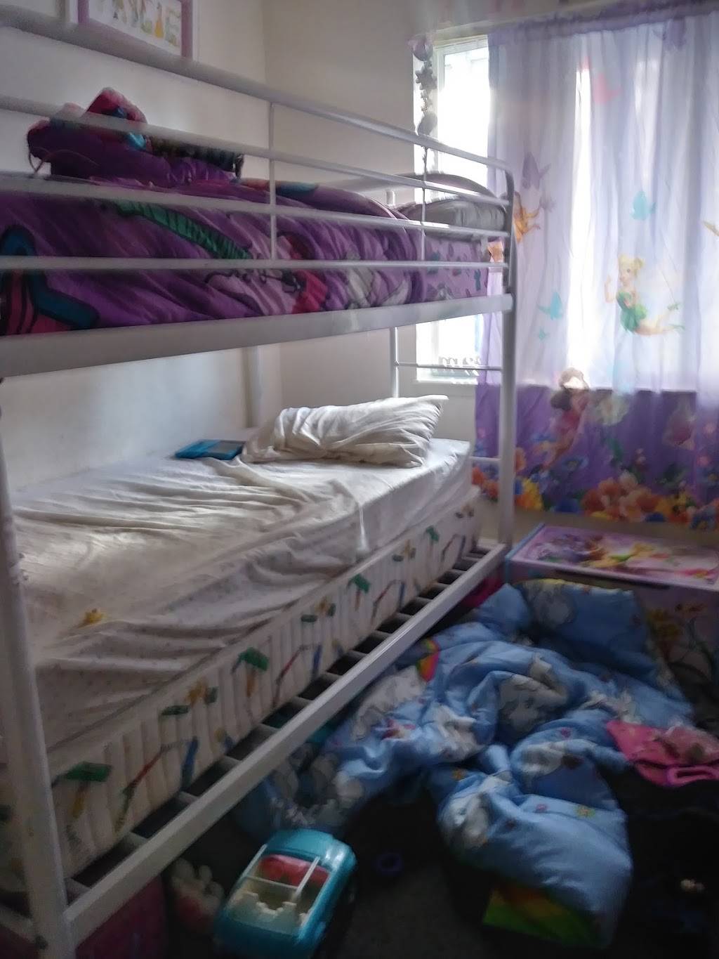 KFC | restaurant | 2001 E 1st St, Port Angeles, WA 98362, USA | 3604577746 OR +1 360-457-7746