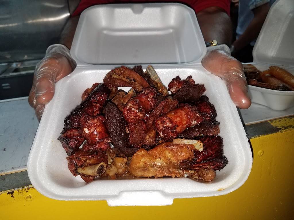 Chimi Dominicano | restaurant | 27801 S Dixie Hwy, Naranja, FL 33032, USA | 7867249712 OR +1 786-724-9712