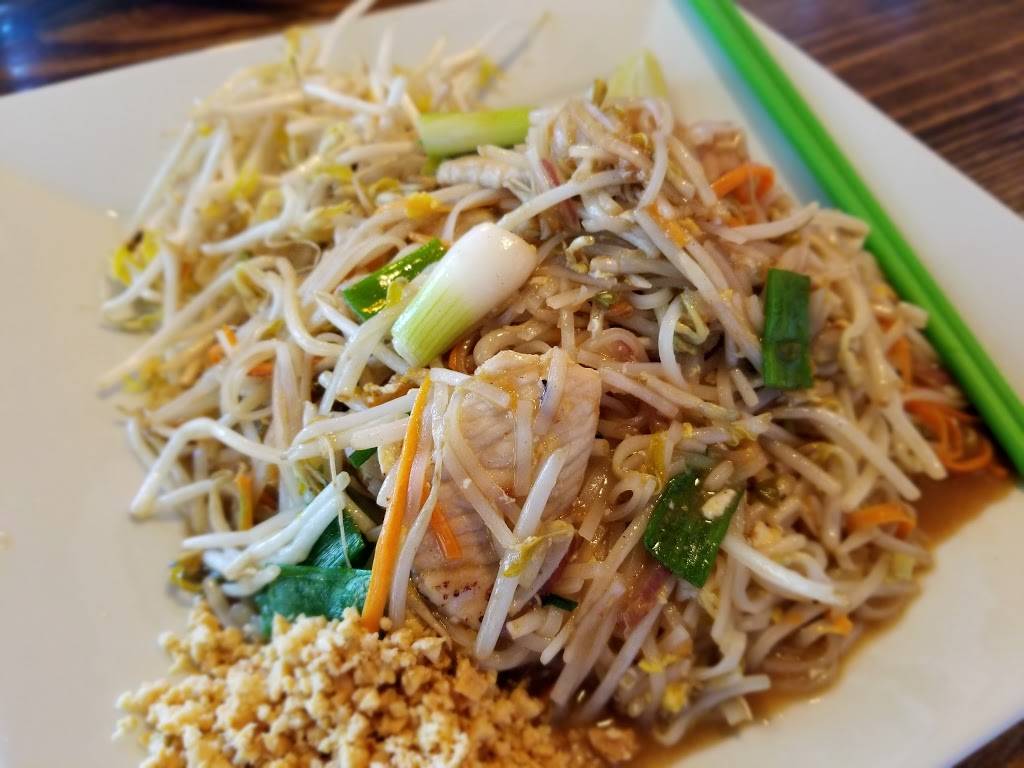 Bamboo Thai Kitchen | restaurant | 774 Bethel Rd, Columbus, OH 43214, USA | 6143261950 OR +1 614-326-1950