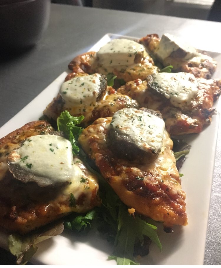 Piggys Cafe | restaurant | 69 Hawthorn St, Hartford, CT 06105, USA | 8607289912 OR +1 860-728-9912