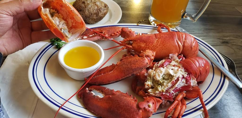 SeaWitch Restaurant and Fish Market | restaurant | 203 Newbury St, Peabody, MA 01960, USA | 9787175058 OR +1 978-717-5058