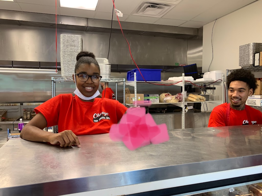 Chicago Fish & Chicken Grill | restaurant | 3609 Cass Ave, St. Louis, MO 63113, USA | 3146962345 OR +1 314-696-2345