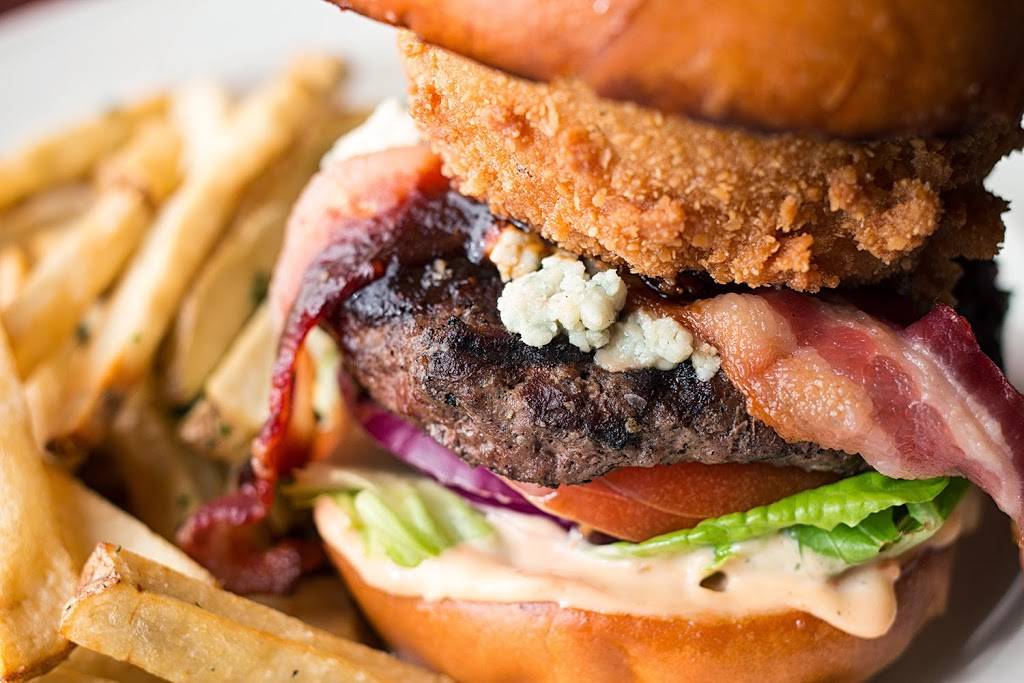 Social Kitchen & Brewery | restaurant | 1326 9th Ave, San Francisco, CA 94122, USA | 4156810330 OR +1 415-681-0330