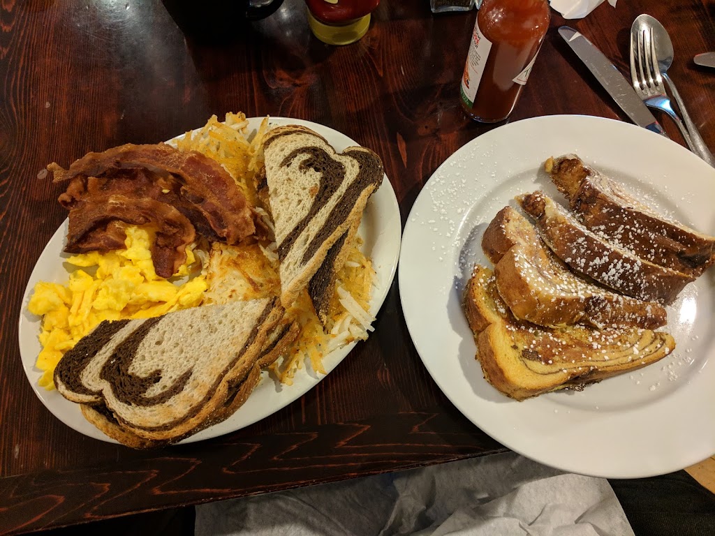 Denali Restaurant & Bar | restaurant | 924 9th St, Lake Linden, MI 49945, USA | 9062962157 OR +1 906-296-2157