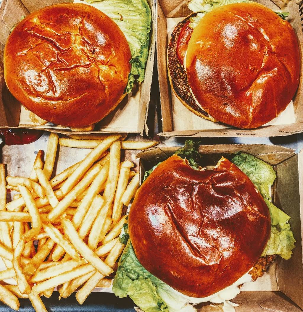 McDonalds | cafe | 5062 Orangethorpe Ave, La Palma, CA 90623, USA | 7145212140 OR +1 714-521-2140