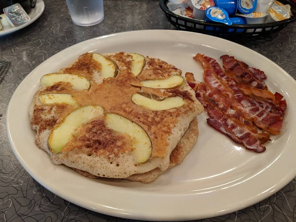 Jack and Bennys Downtown Diner | restaurant | 12 E Broad St, Columbus, OH 43215, USA | 6147452313 OR +1 614-745-2313