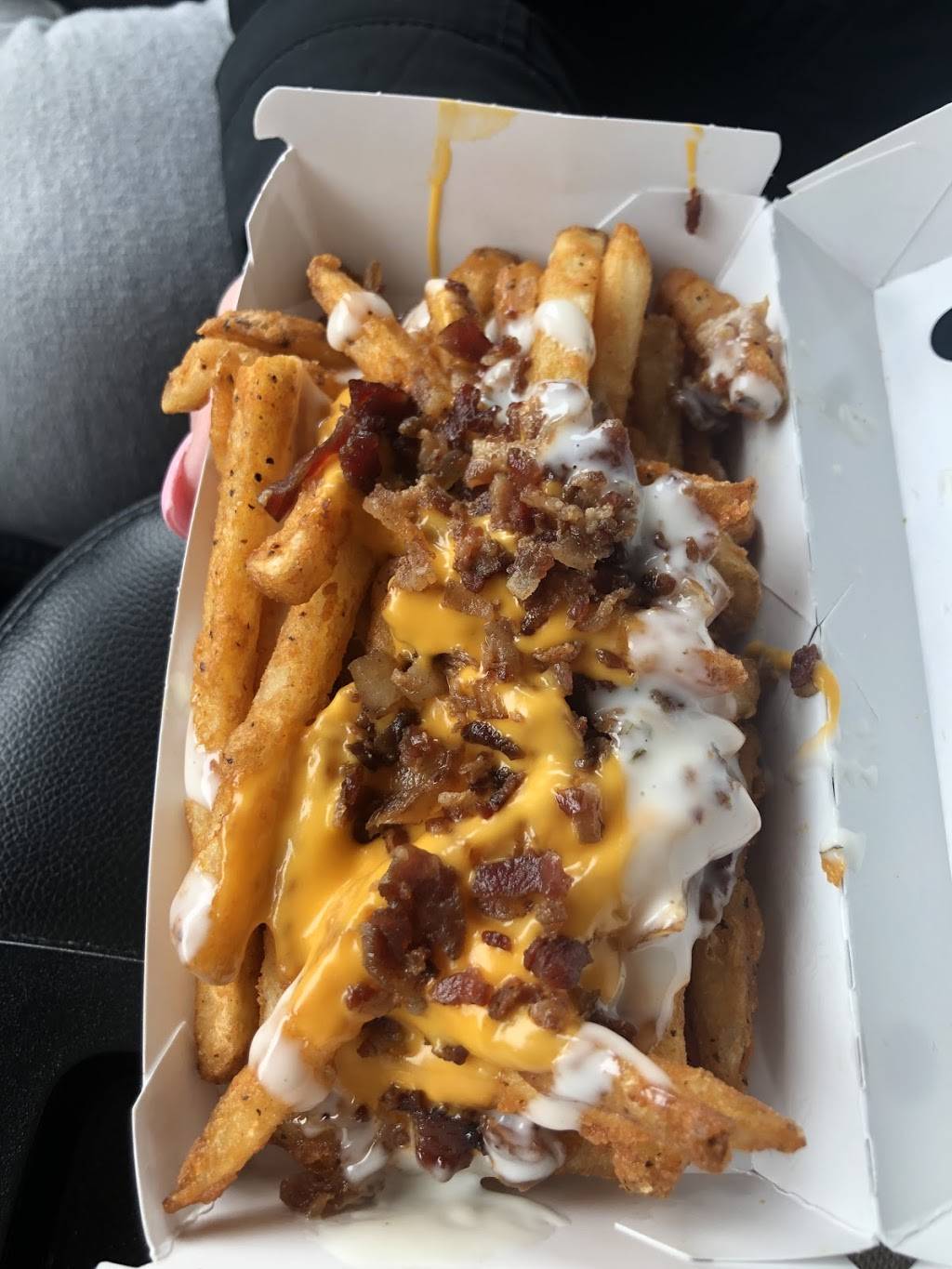 Checkers | restaurant | 3500 Aramingo Ave, Philadelphia, PA 19134, USA | 2675386481 OR +1 267-538-6481