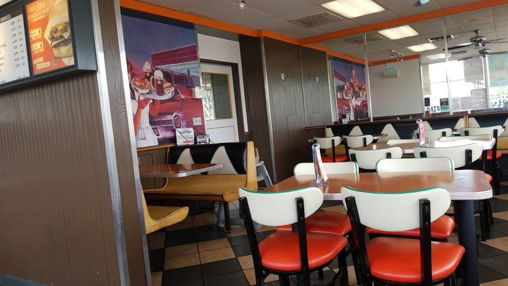 A&W Restaurant | restaurant | 301 N Willis St, Visalia, CA 93291, USA | 5596251513 OR +1 559-625-1513