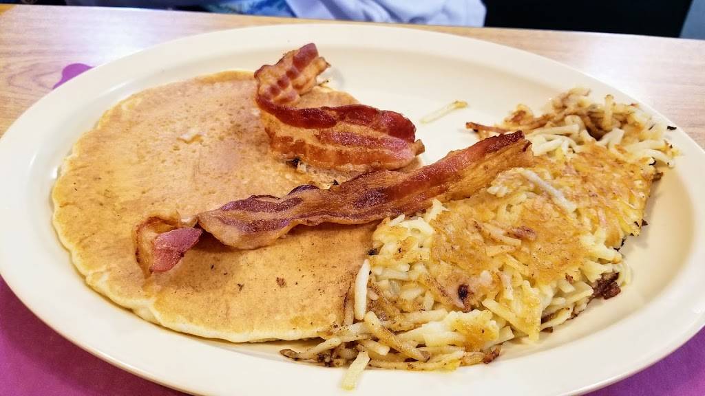 Larrys Roadside Family Restaurant | restaurant | 2555 27th Ave, Vero Beach, FL 32960, USA | 7727788495 OR +1 772-778-8495