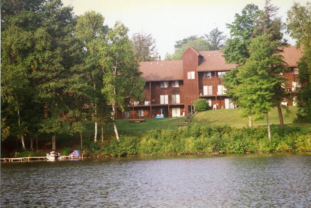 Lakewoods Resort & Golf | meal takeaway | 21540 Co Hwy M, Cable, WI 54821, USA | 7157942561 OR +1 715-794-2561