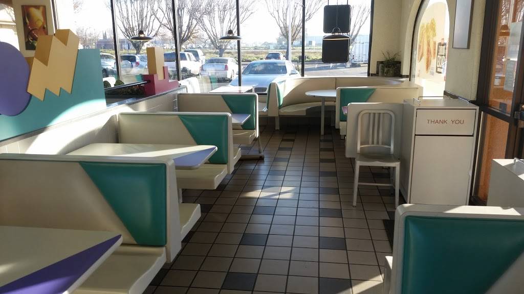 Taco Bell | meal takeaway | 16905 Harlan Rd, Lathrop, CA 95330, USA | 2098581972 OR +1 209-858-1972
