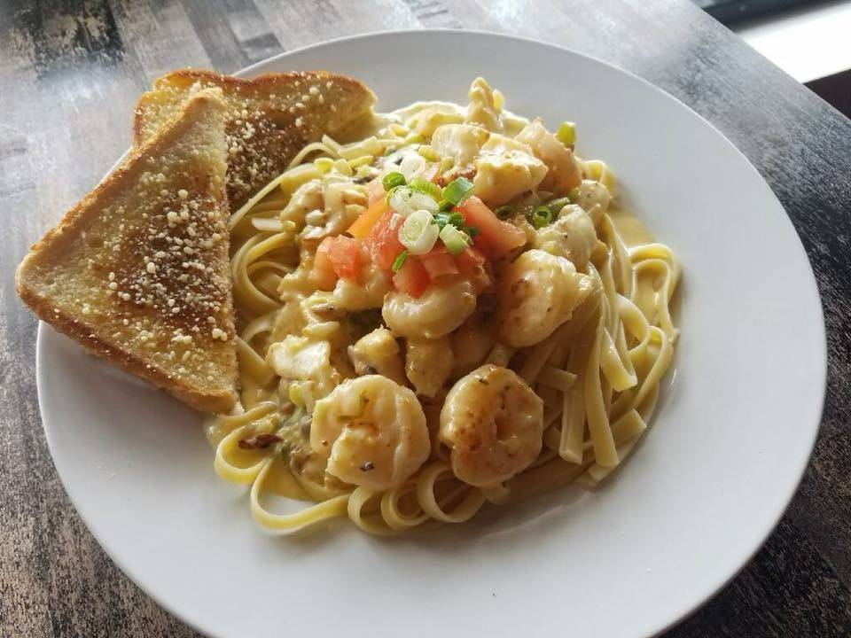 Prescott Roadhouse | restaurant | 127 Broad St, Prescott, WI 54021, USA | 7152622282 OR +1 715-262-2282