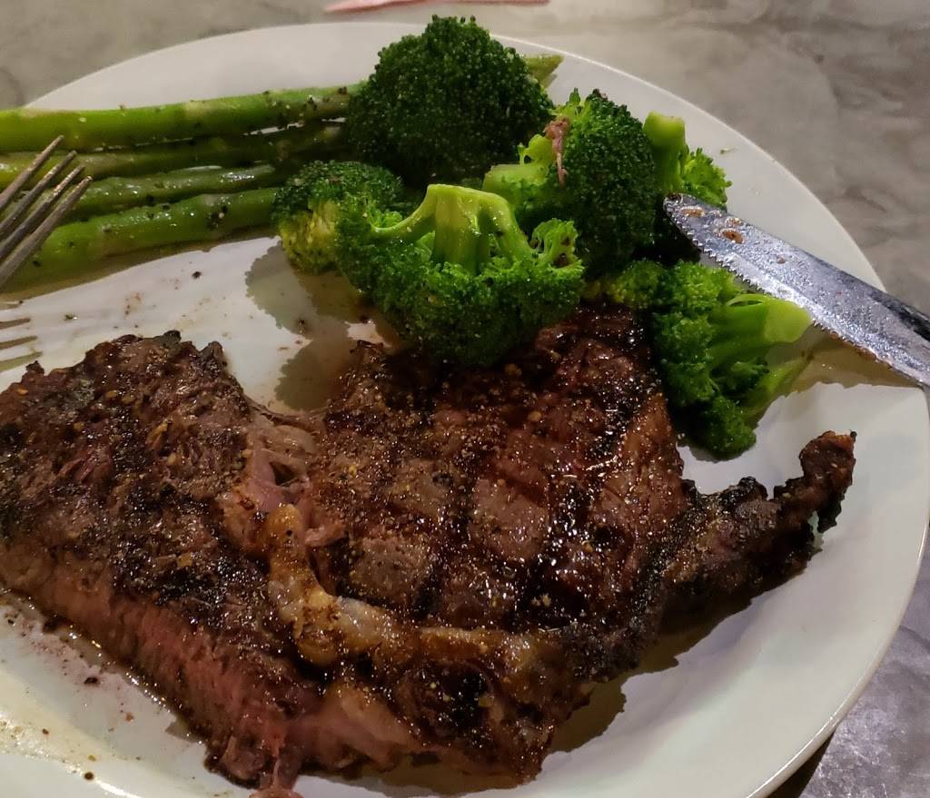 Best Dam Steakhouse | restaurant | 50 Riverbank Rd, Batesville, AR 72501, USA | 8707937000 OR +1 870-793-7000