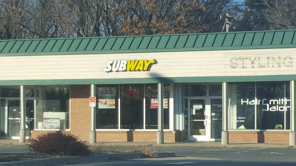 Subway | restaurant | 3340 Rice St, Shoreview, MN 55126, USA | 6514847600 OR +1 651-484-7600