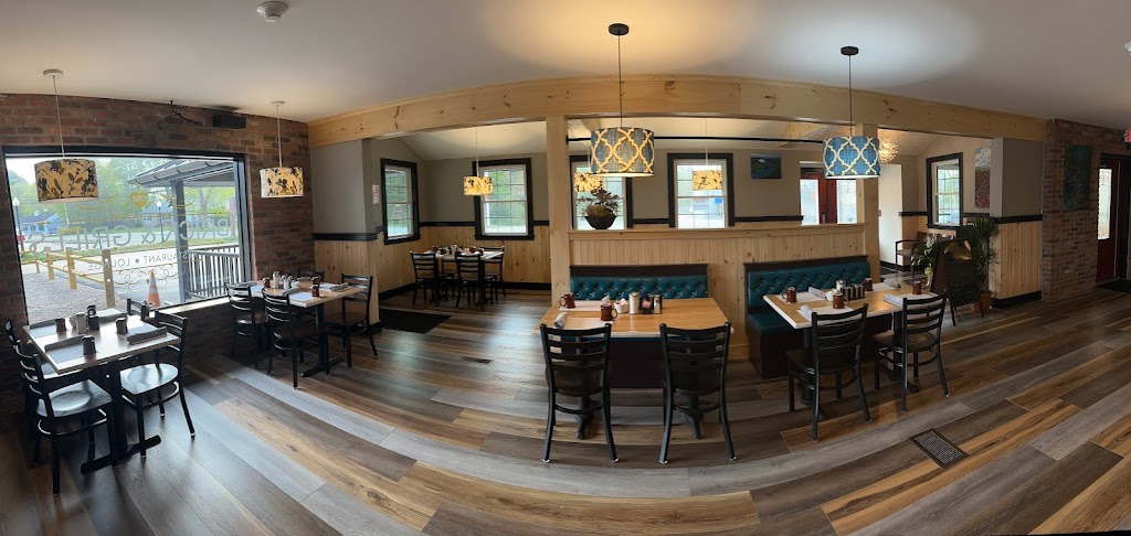 The Brick & Grills | restaurant | 209 Main St, Ashaway, RI 02804, USA | 4013772230 OR +1 401-377-2230